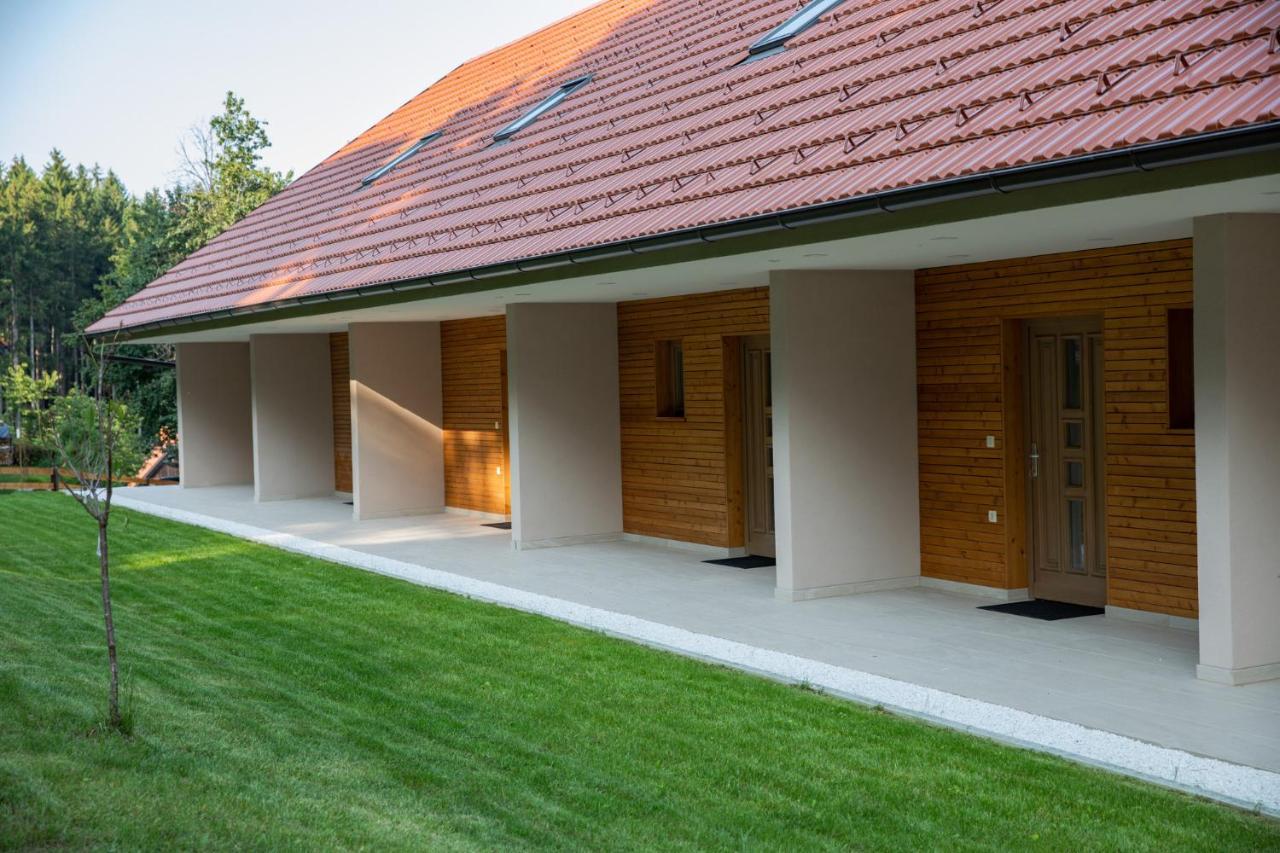 Apartmaji Hocka Koca Hočko Pohorje Exteriör bild